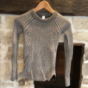 Girls Ivivva sweater size 7